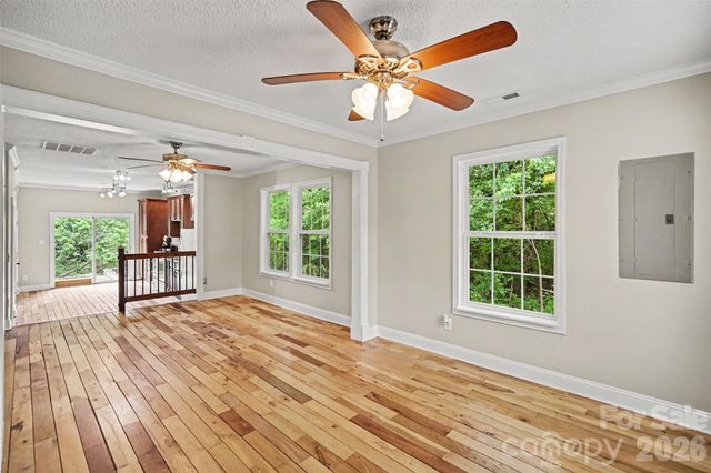 313 Oakland Avenue, Belmont, NC 28012