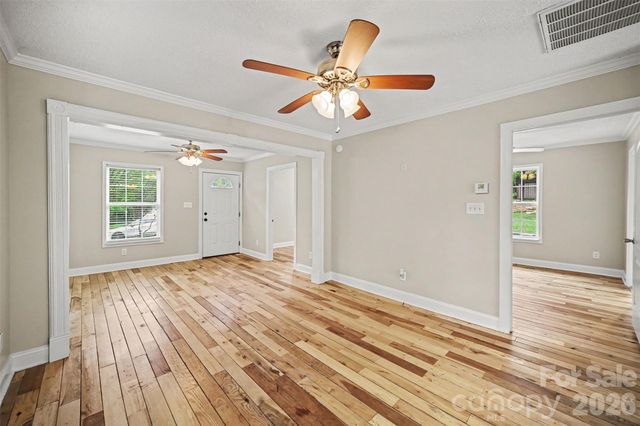 313 Oakland Avenue, Belmont, NC 28012