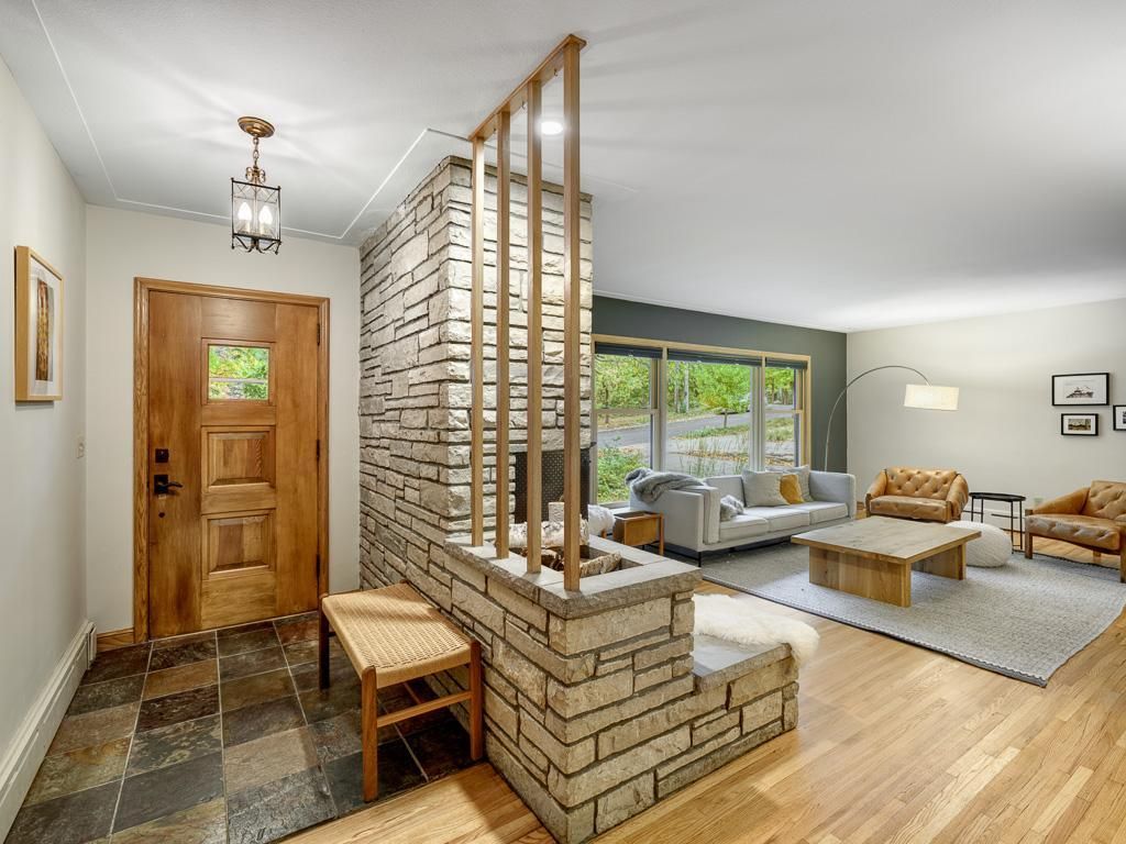 83 Seymour Avenue SE, Minneapolis, MN 55414 — photo 3