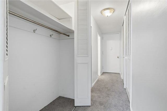 112 Washington Pl 8K, Downtown Pgh, PA 15219