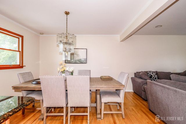 5 Timothy Court, Edison, NJ 08837