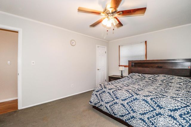 5 Timothy Court, Edison, NJ 08837