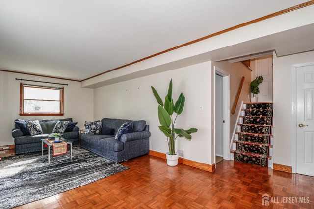 5 Timothy Court, Edison, NJ 08837
