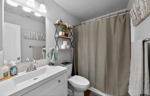 1054 Caroline Lane, Bullard, TX 75757