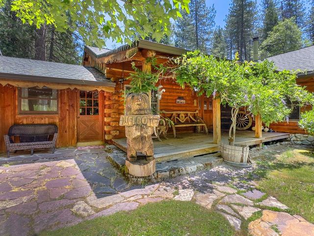 17452 Lake Vera Purdon Rd, Nevada City, CA 95959