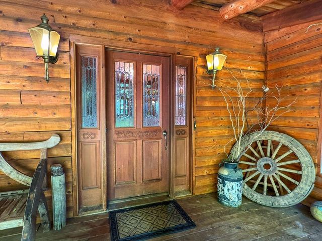 17452 Lake Vera Purdon Rd, Nevada City, CA 95959