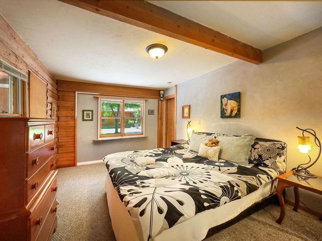 17452 Lake Vera Purdon Rd, Nevada City, CA 95959