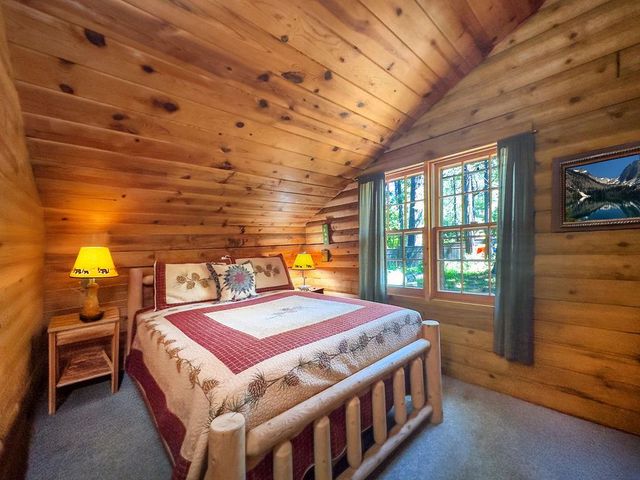 17452 Lake Vera Purdon Rd, Nevada City, CA 95959