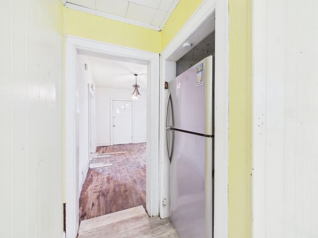 2211 11th Ave, Huntington, WV 25703