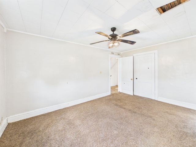 2211 11th Ave, Huntington, WV 25703
