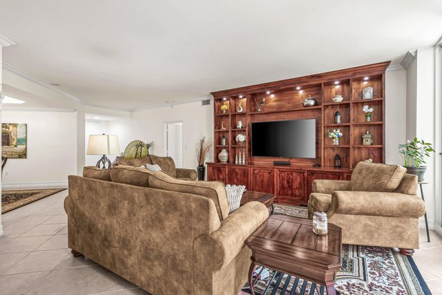 500 SE Mizner Boulevard A209, Boca Raton, FL 33432