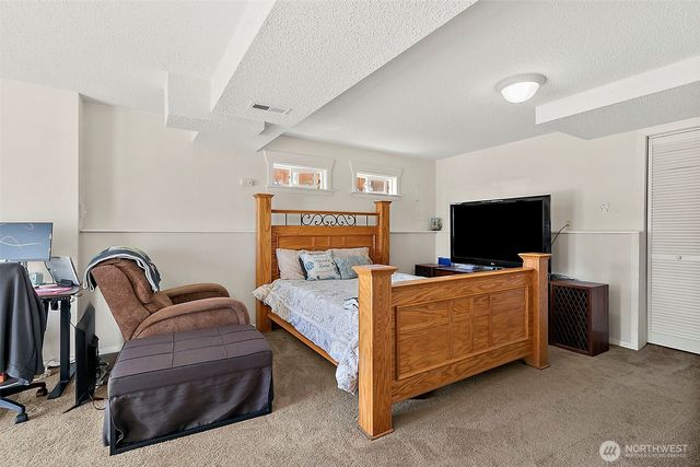 4610 N Defiance Street, Tacoma, WA 98407
