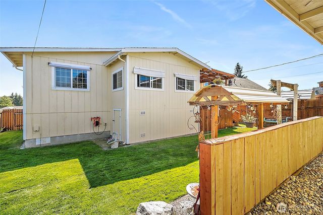 4610 N Defiance Street, Tacoma, WA 98407