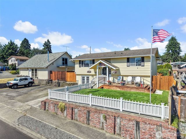 4610 N Defiance Street, Tacoma, WA 98407