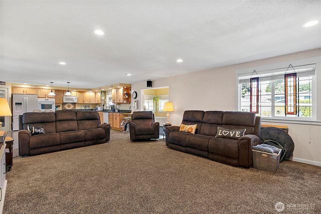 4610 N Defiance Street, Tacoma, WA 98407
