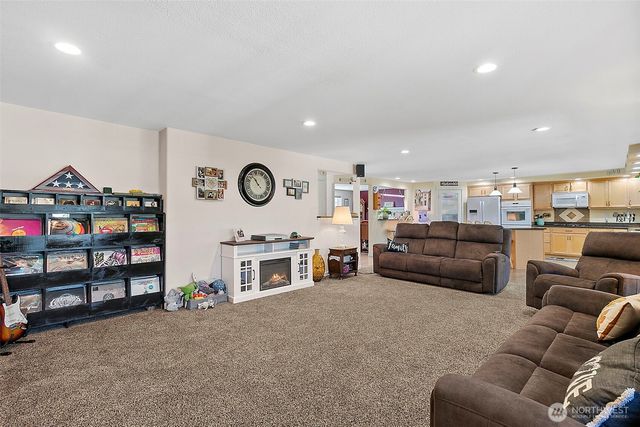 4610 N Defiance Street, Tacoma, WA 98407