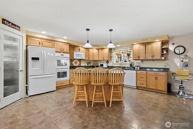 4610 N Defiance Street, Tacoma, WA 98407