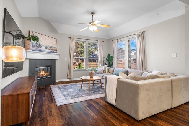 9841 Mcfarring Drive, Fort Worth, TX 76244