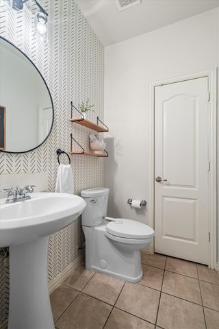 9841 Mcfarring Drive, Fort Worth, TX 76244