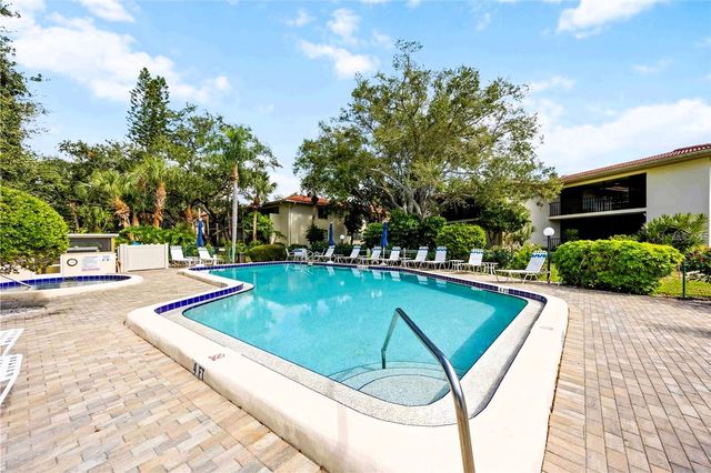 6462 WILD OAK BAY BOULEVARD 245, Bradenton, FL 34210
