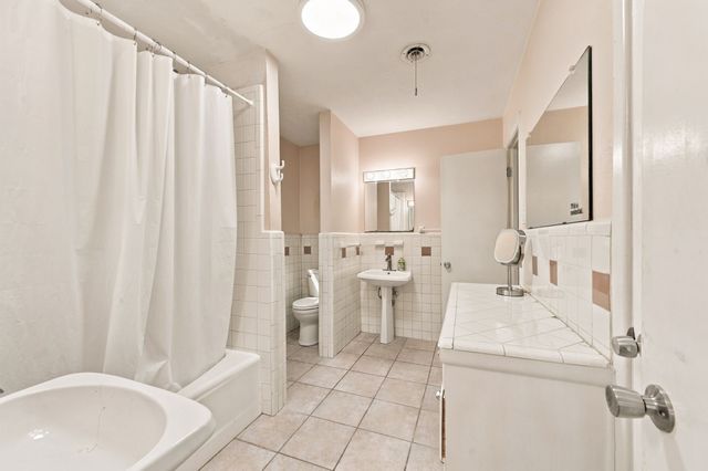 924 Wade Drive, Bedford, TX 76022