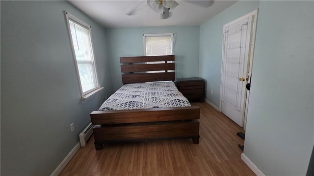 18 Glen Street, East Providence, RI 02915