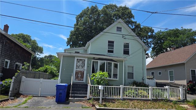 18 Glen Street, East Providence, RI 02915