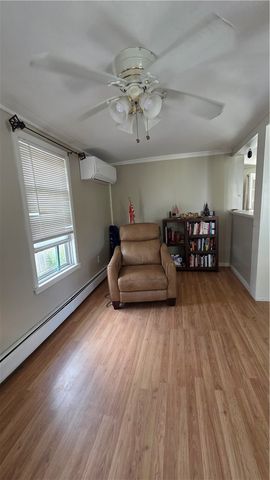 18 Glen Street, East Providence, RI 02915