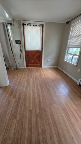 18 Glen Street, East Providence, RI 02915