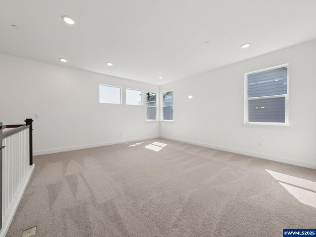 6295 Evangelista St S, Salem, OR 97306