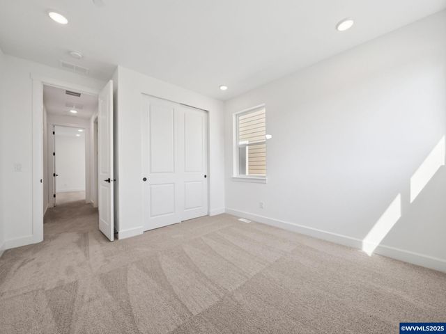 6295 Evangelista St S, Salem, OR 97306