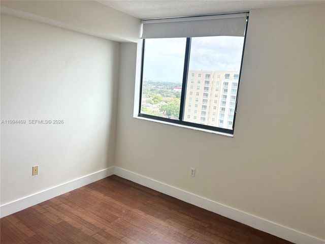 4242 NW 2nd St 1412, Miami, FL 33126