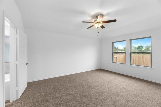595 Brittany Grove Lane, China, TX 77613