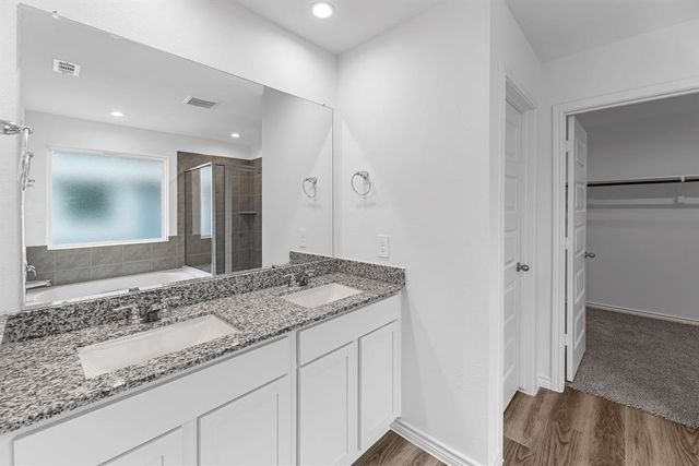 595 Brittany Grove Lane, China, TX 77613