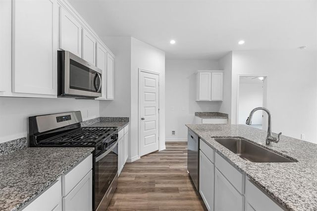 595 Brittany Grove Lane, China, TX 77613