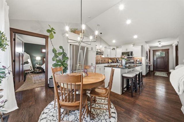 460 Club View Lane, Altoona, WI 54720
