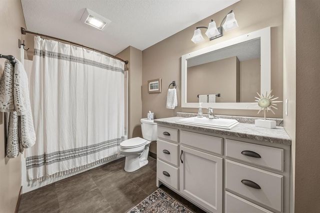 460 Club View Lane, Altoona, WI 54720