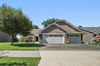 460 Club View Lane, Altoona, WI 54720