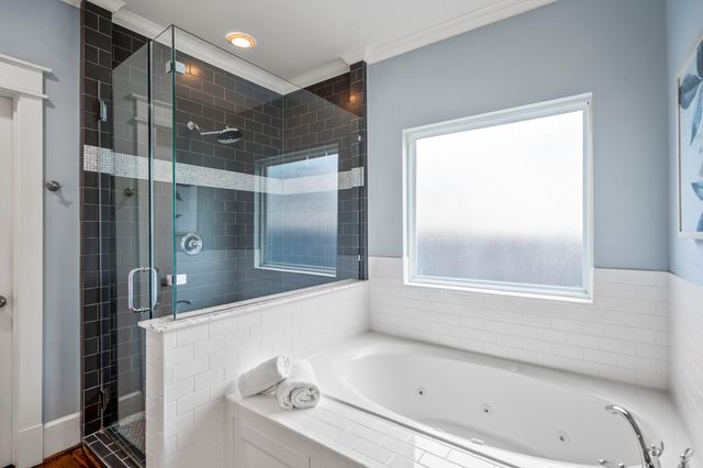 823 E 27th Street, Houston, TX 77009