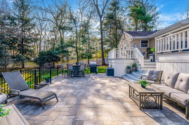 714 Brewster Drive, Port Jefferson, NY 11777