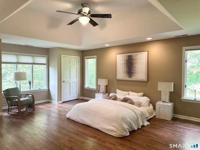 1 Mountaincrest Drive, Cheshire, CT 06410