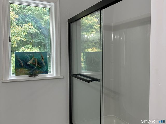 1 Mountaincrest Drive, Cheshire, CT 06410
