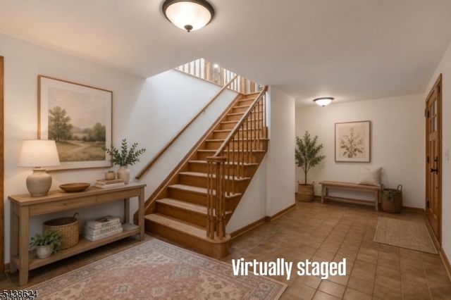 29 Brook Dr, Watchung Boro, NJ 07069