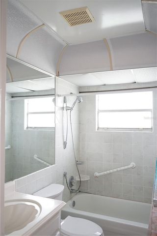 101 CAMBRIDGE TRL 205, Sun City Center, FL 33573