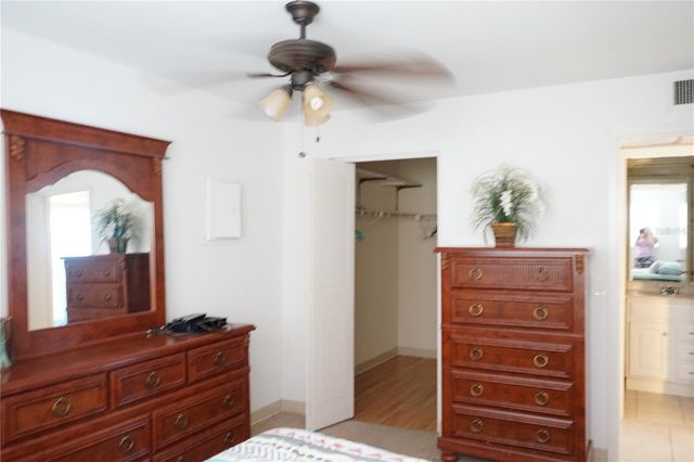 101 CAMBRIDGE TRL 205, Sun City Center, FL 33573