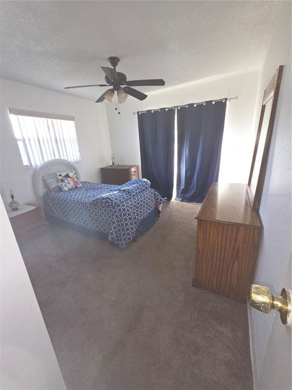 Image 20 of property listing at 101 CAMBRIDGE TRL 205, Sun City Center, FL 33573