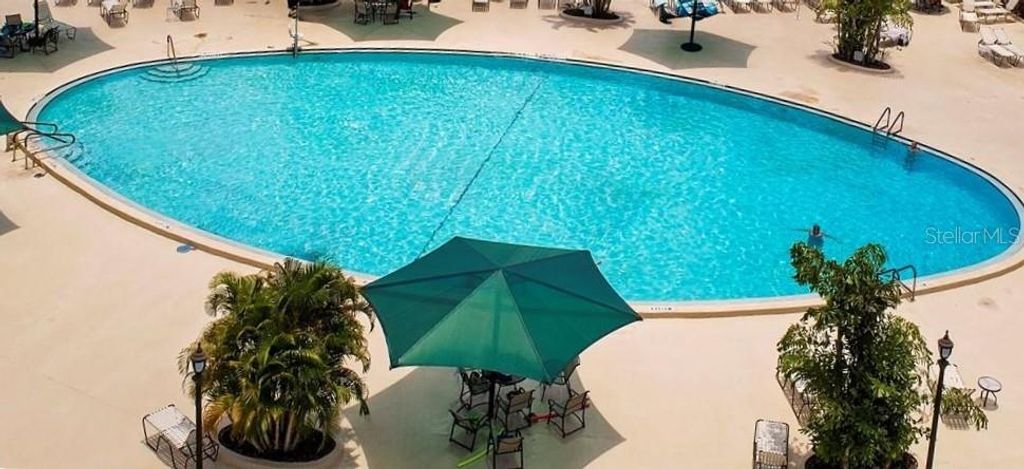 Image 45 of property listing at 101 CAMBRIDGE TRL 205, Sun City Center, FL 33573