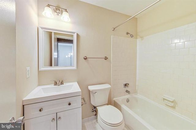 6415 OLD SCOTTS CT, Springfield, VA 22152