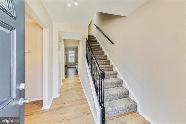 6415 OLD SCOTTS CT, Springfield, VA 22152