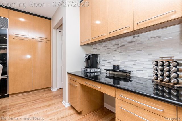 7112 Winding Brook Court 30, West Bloomfield Charter Township, MI 48322